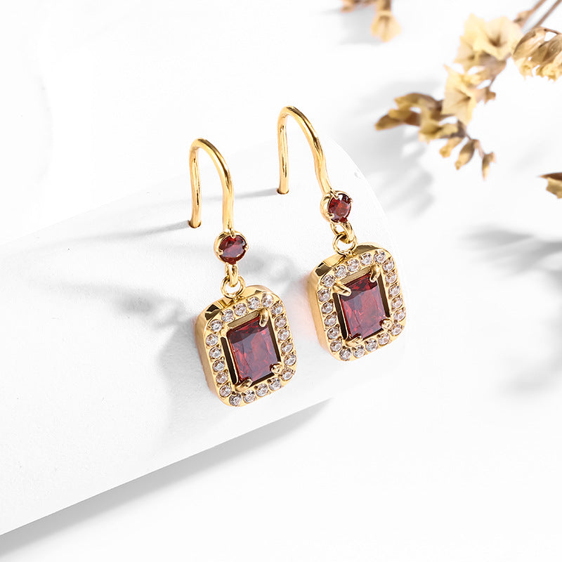 Zircon-inlaid 18K stainless steel stud gold titanium steel earrings