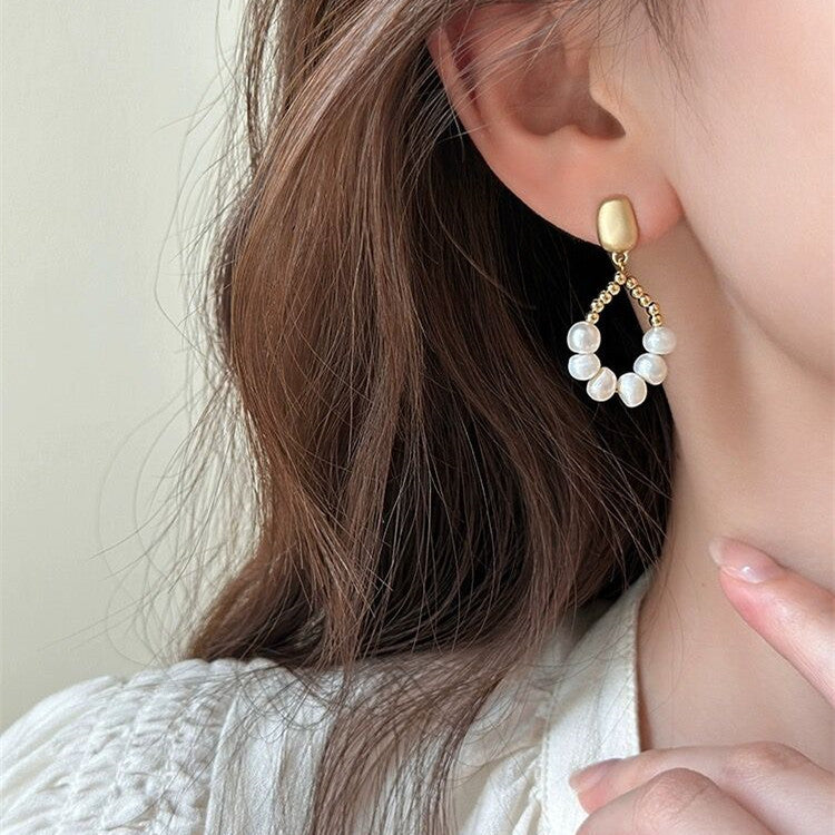 Freshwater pearl drop-shaped geometric earrings 925 silver needle