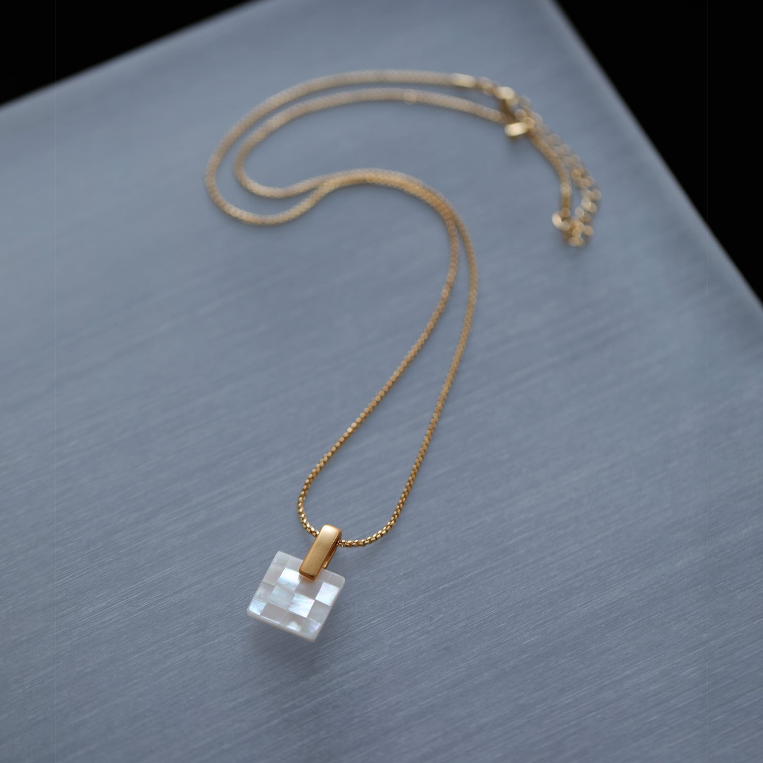 S925 silver needle high-quality stitching white shell necklace earrings set