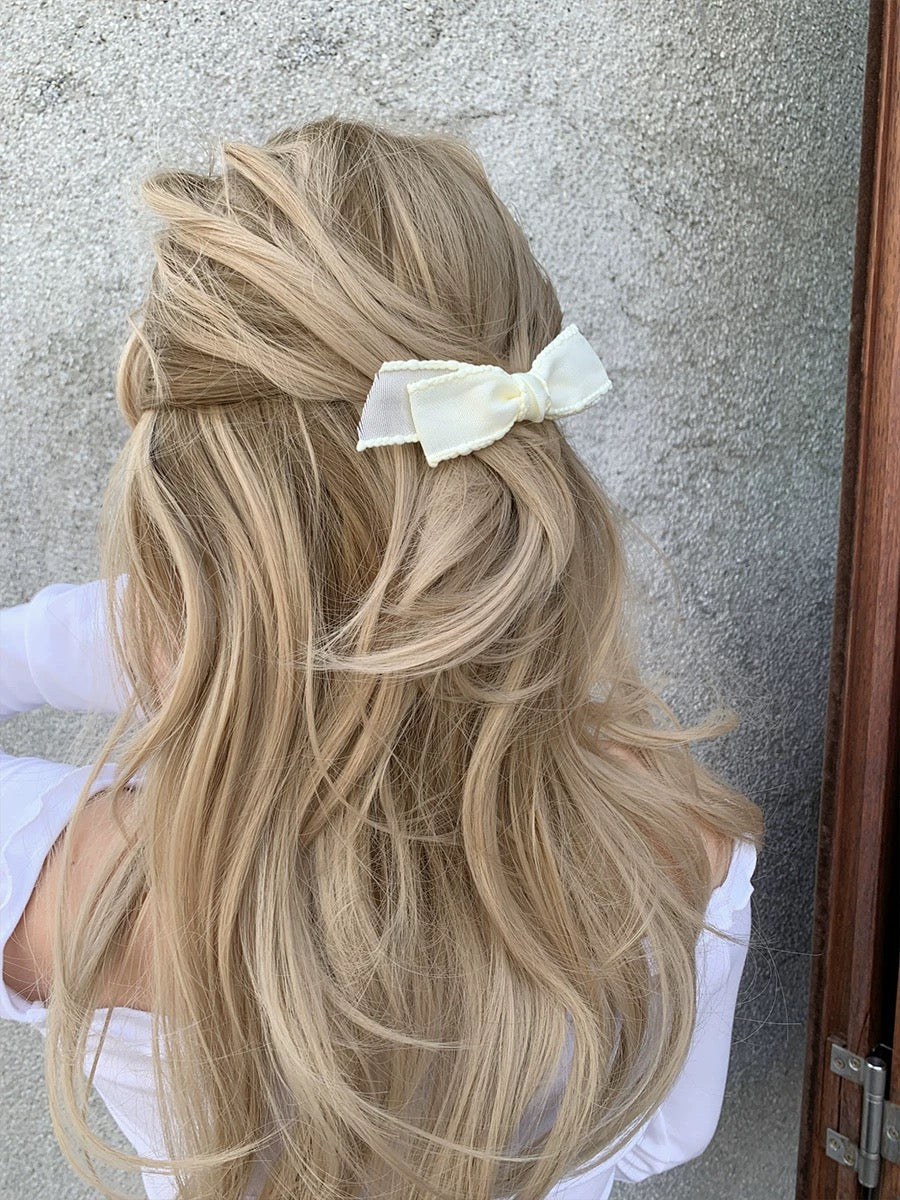 BOW CLIP