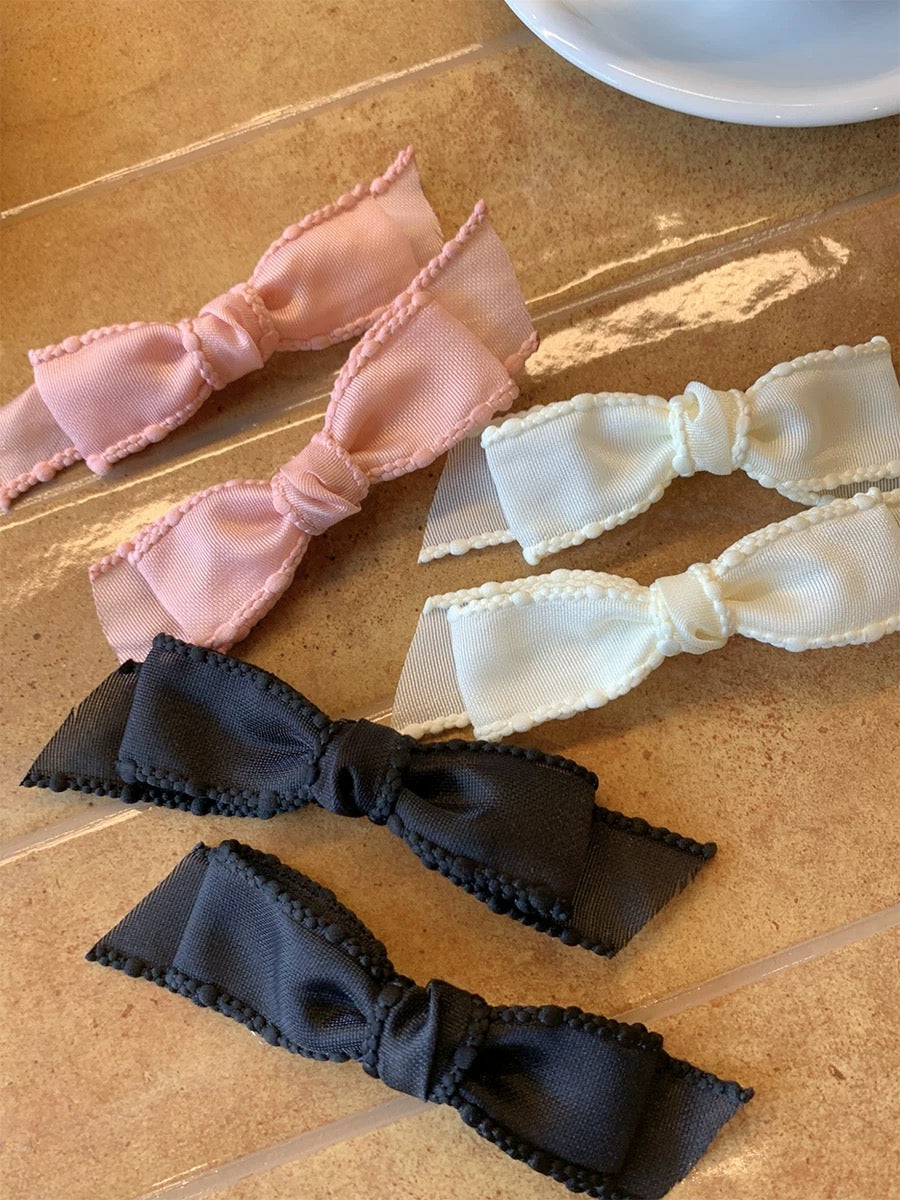 BOW CLIP