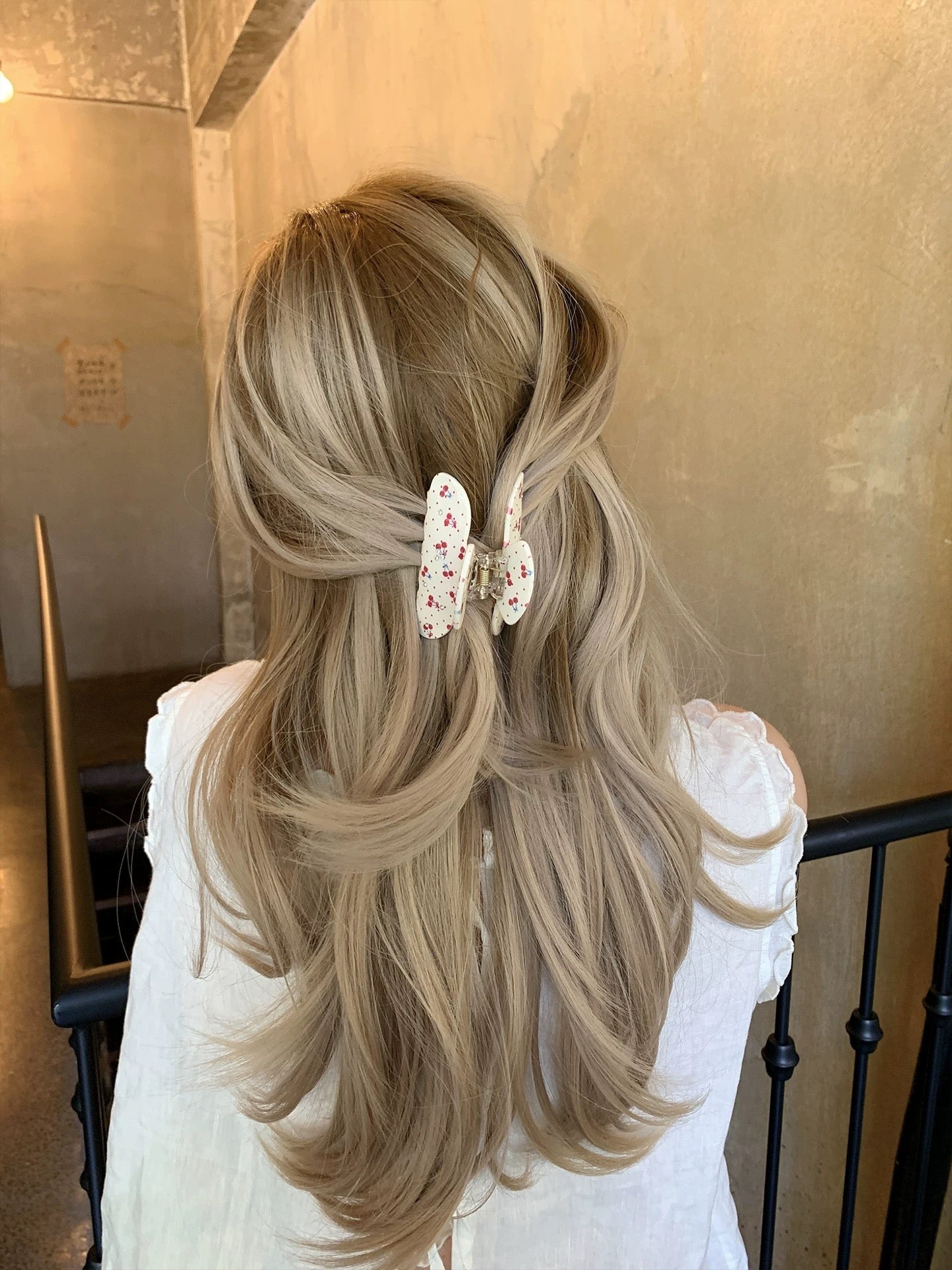 Cherry Claw Clip