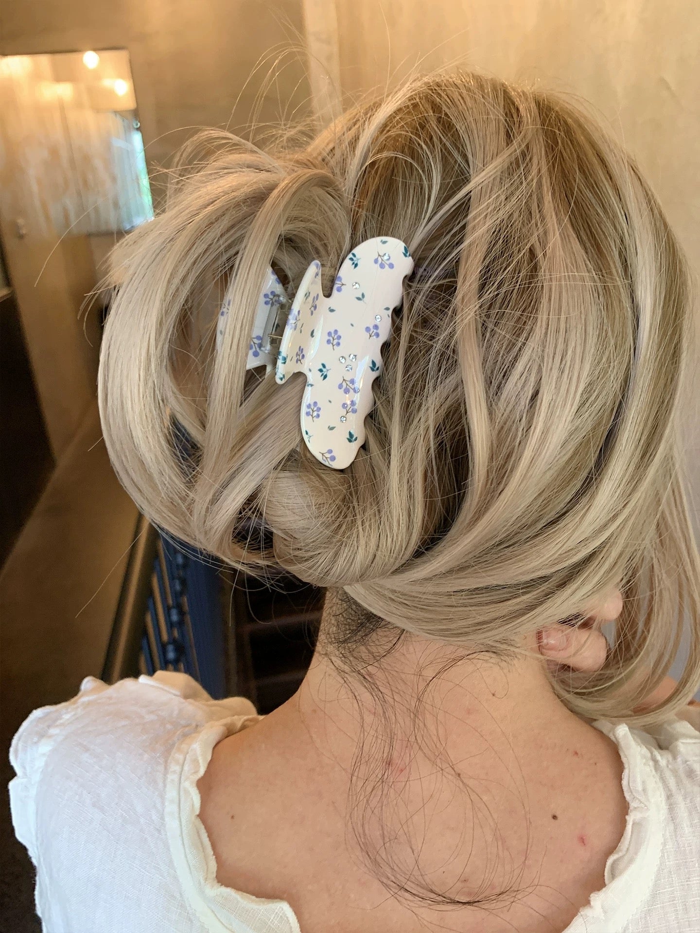 Cherry Claw Clip