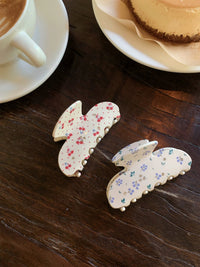 Cherry Claw Clip