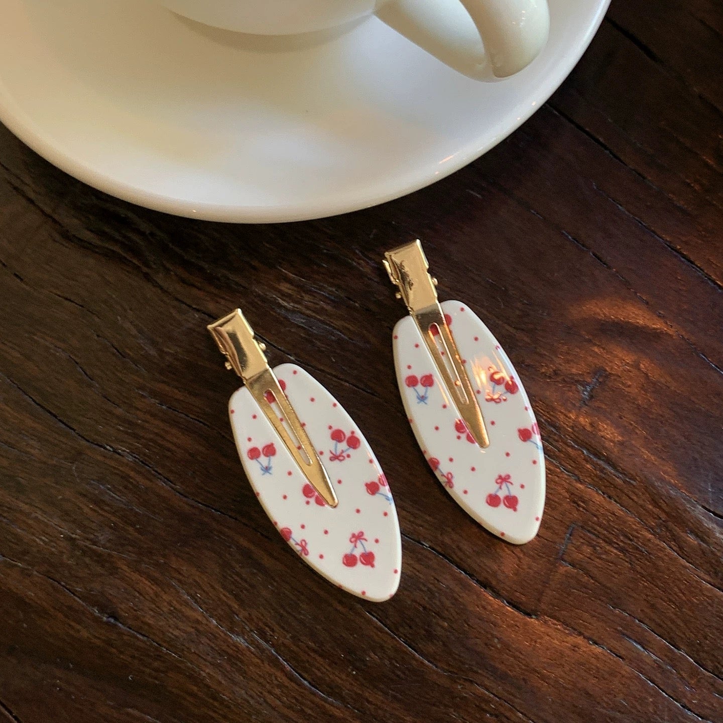 Cherry Claw Clip