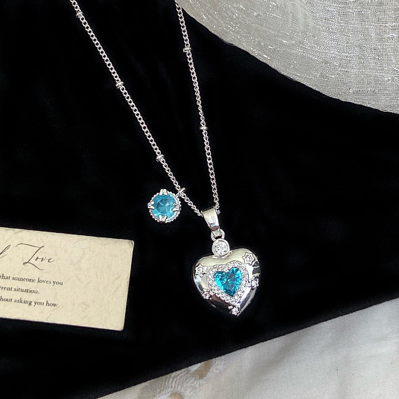 Star-themed earrings with zircon accents and a matching necklace set.
