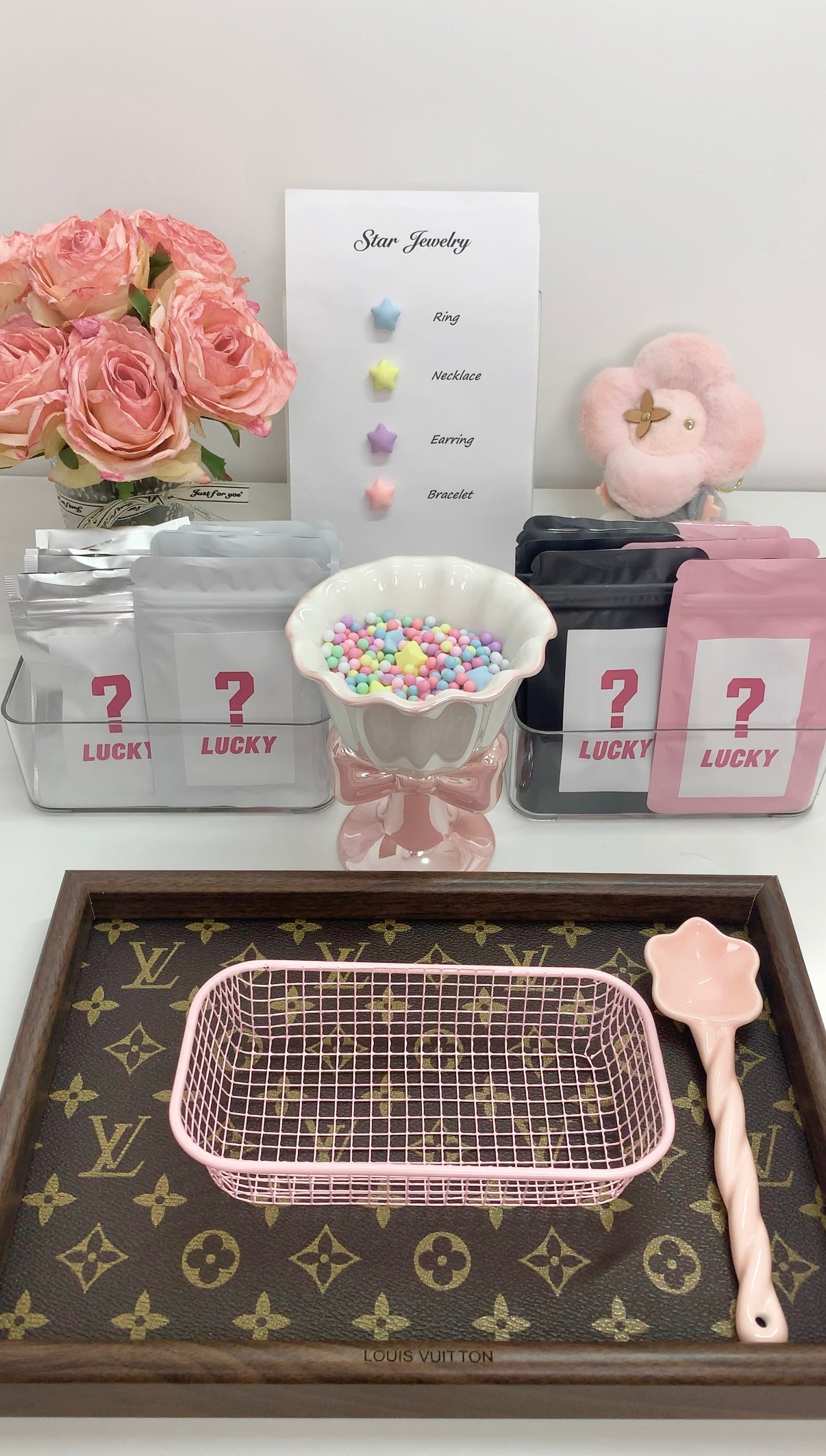 Lucky Scoop- Luxury Jewelry