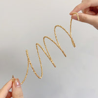 Multi-layered elastic cuff bracelet.
