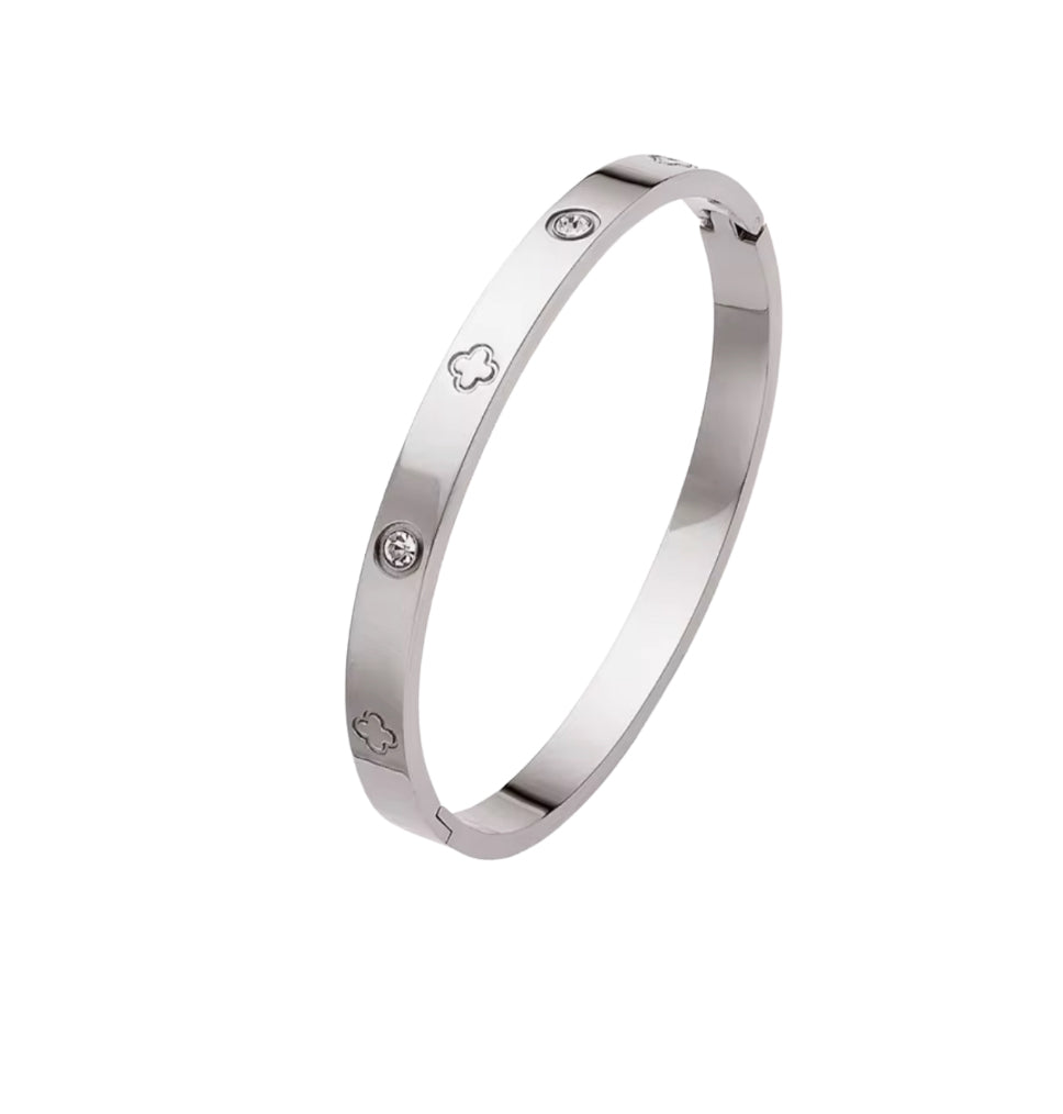 love-flower-bangle