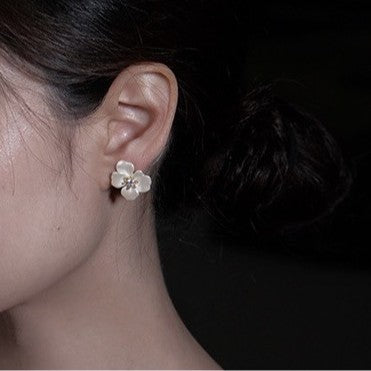 flower earrings