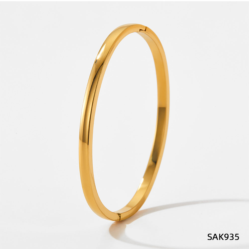 Colorfast diamond-encrusted stainless steel bracelet