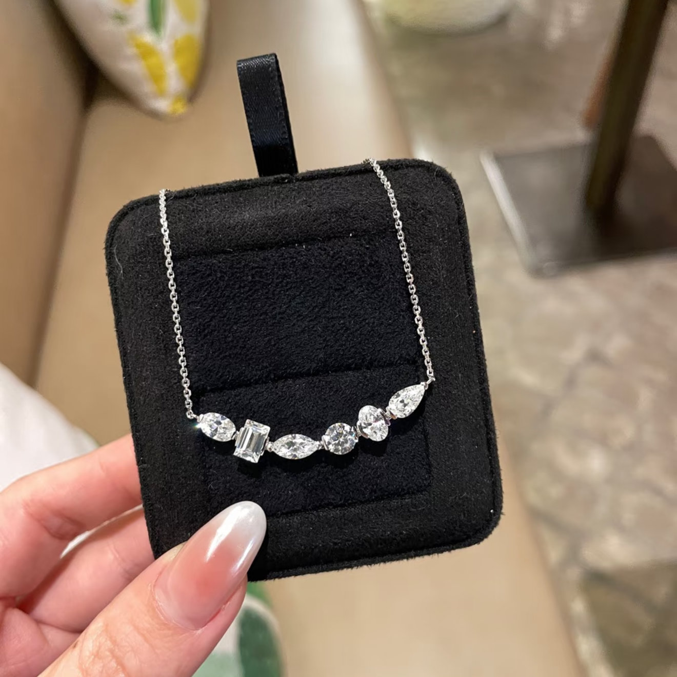 BELLAR NECKLACE